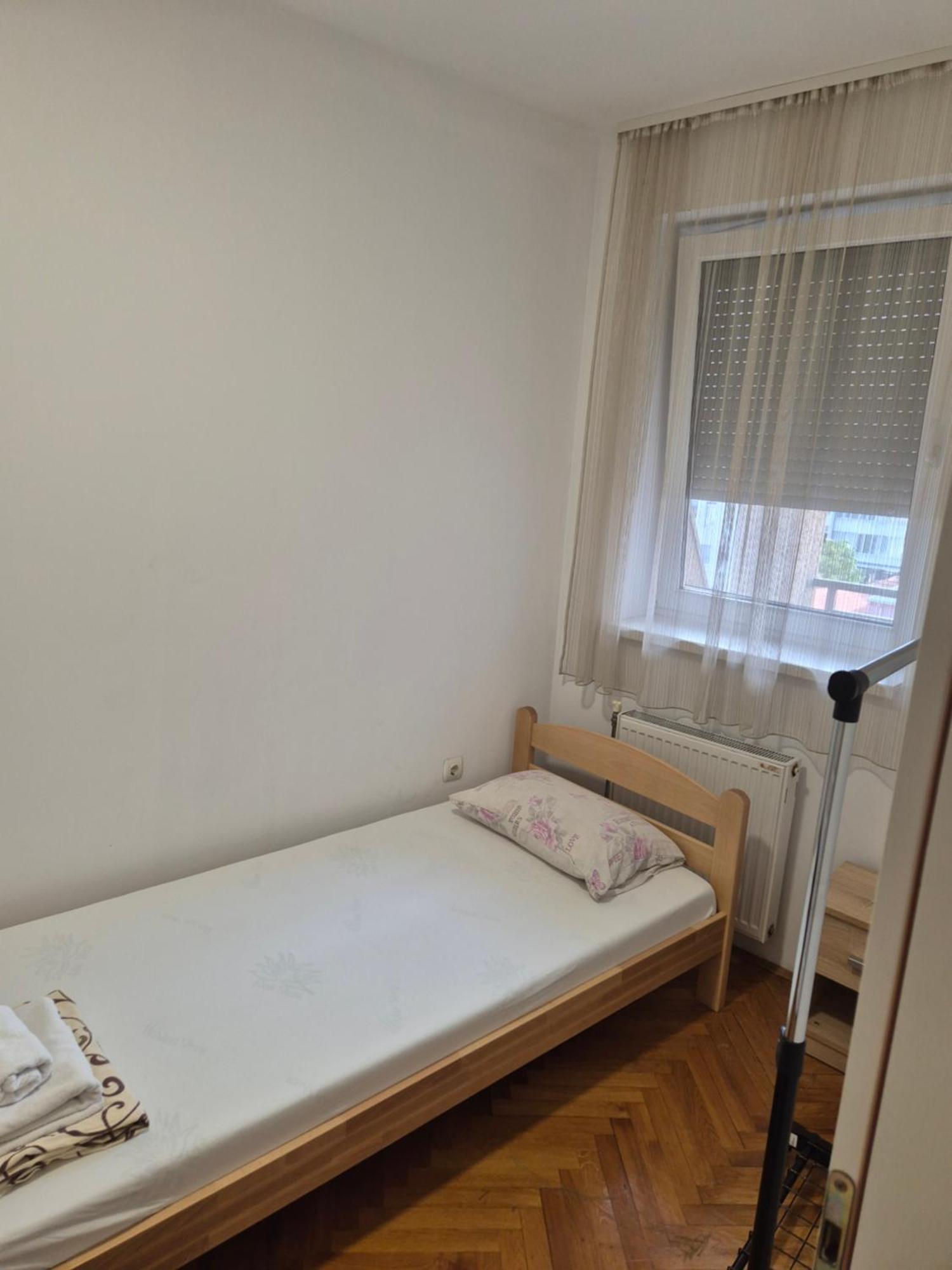 Apartmani Jasmin Novi Sad Bagian luar foto